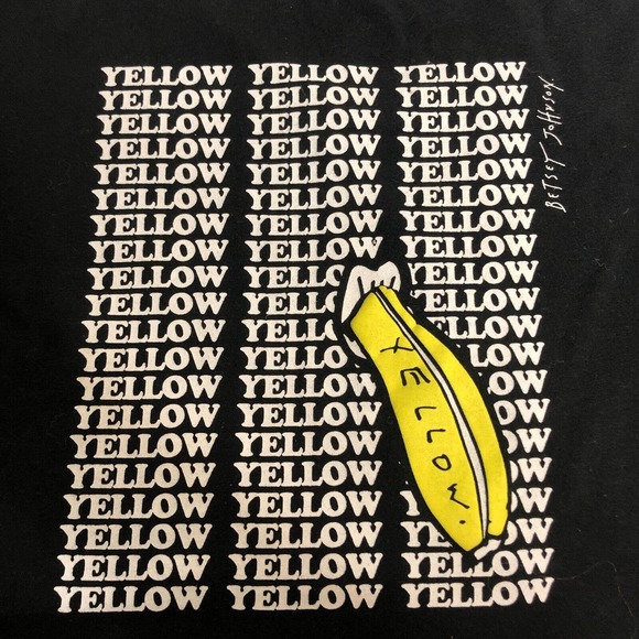 Betsey Johnson Cropped Graphic Tee Black Yellow Banana Tongue - Picture 4 of 6
